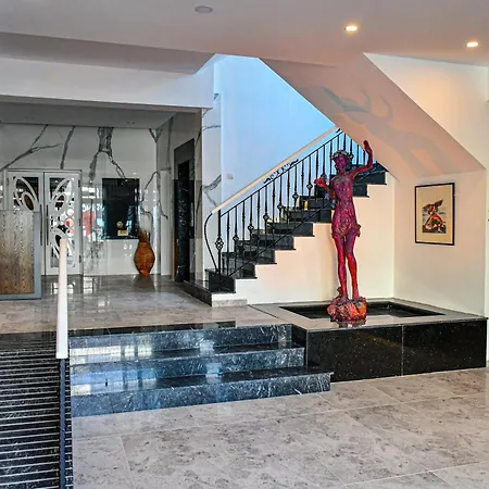 Dorana 호텔 키레니아